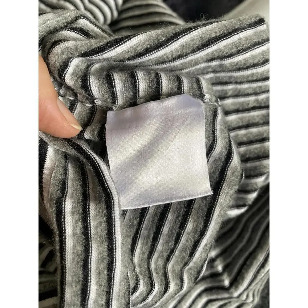 Vintage 2007 CHANEL 07P Stripe Knit Top Sweater FR-38 3/4 Sleeve